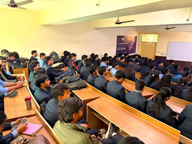 Two-Day Workshop on Digital Marketing at HRIT University